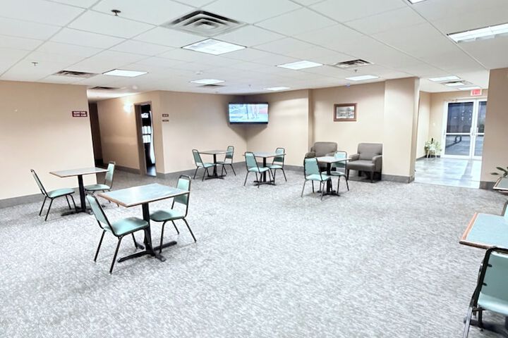 Collins Inn & Suites
