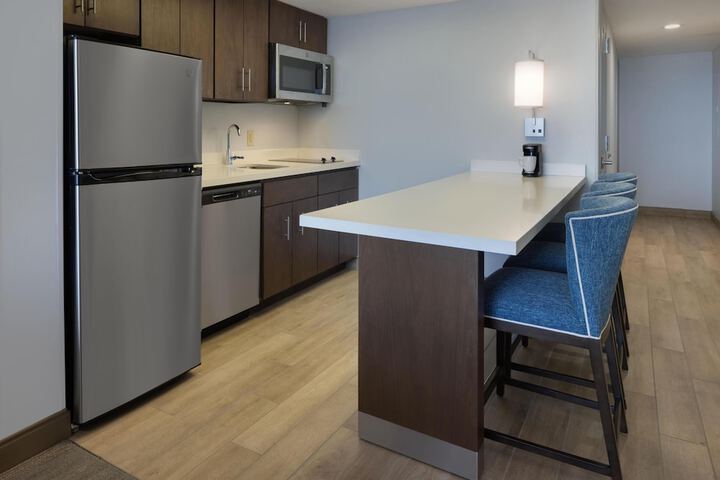 Hampton Inn & Suites Myrtle Beach / Oceanfront