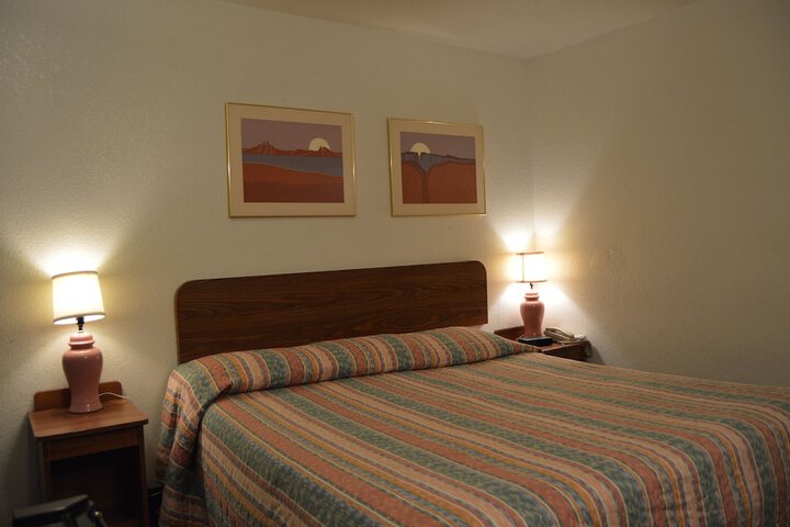 Room 25 of 31