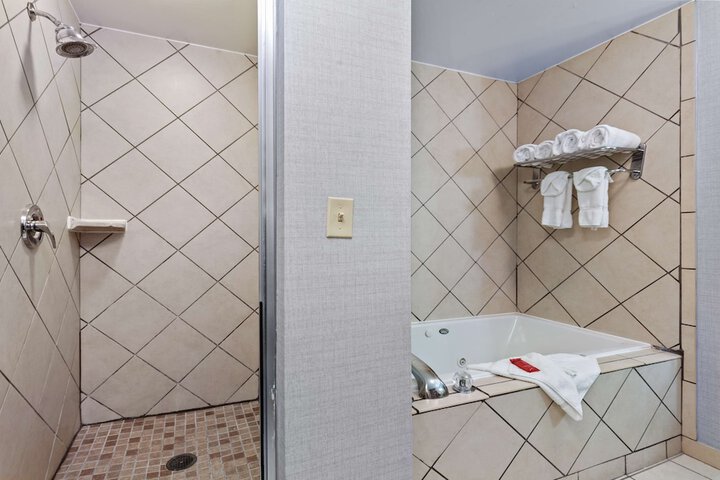 Room 70 of 127