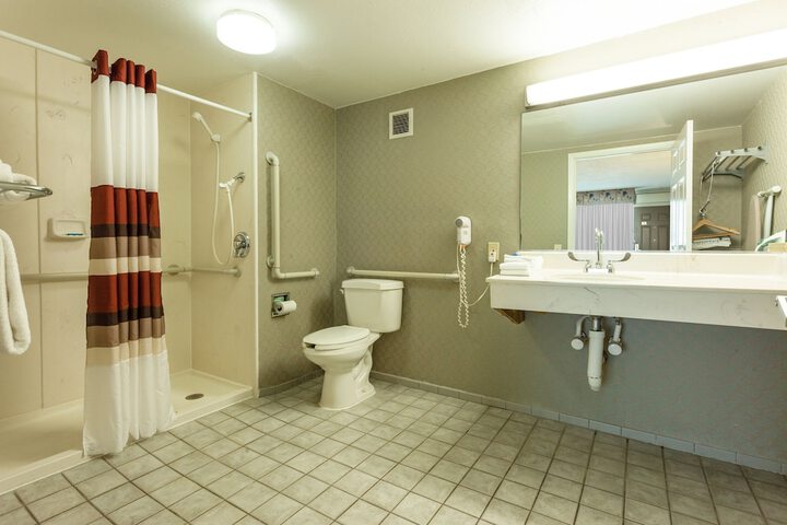 Room 14 of 24