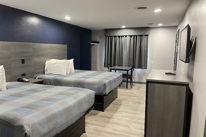Room 37 of 40