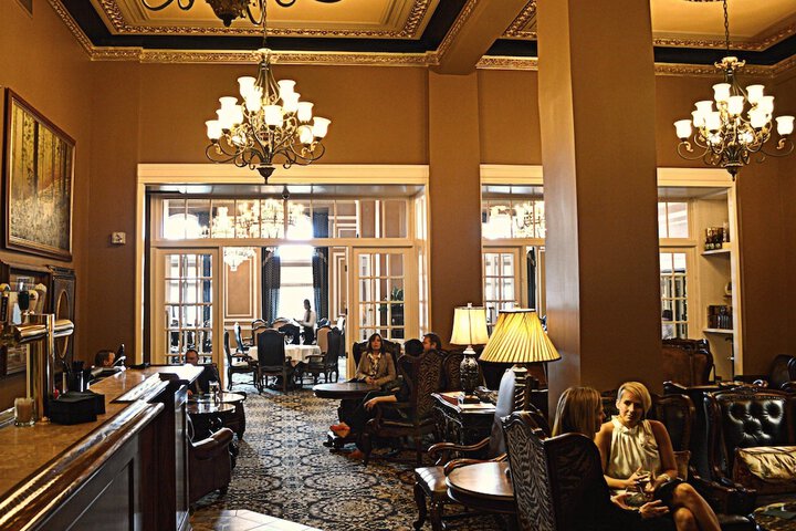 Grant Hall Hotel