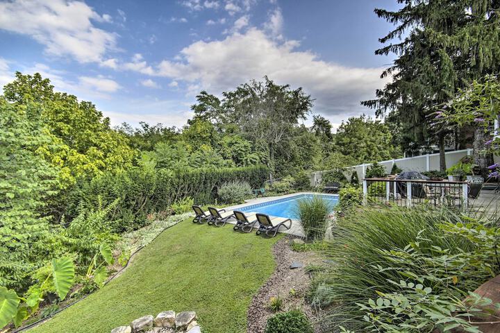Harpers Ferry Apartment w / Private Pool & Hot Tub!