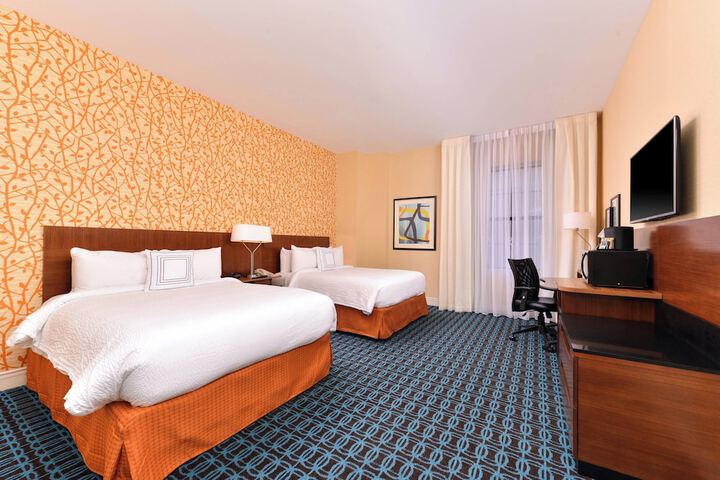 Room 17 of 35