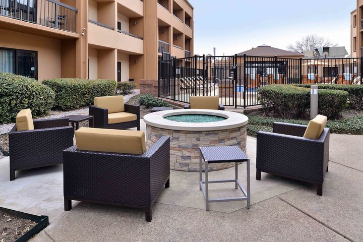 Terrace/Patio 29 of 30