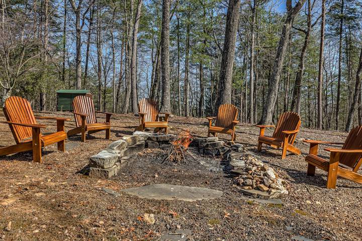 32 Acre Memory Maker by Escape to Blue Ridge