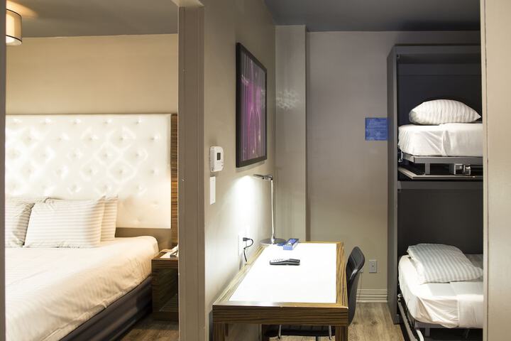 Room 27 of 53