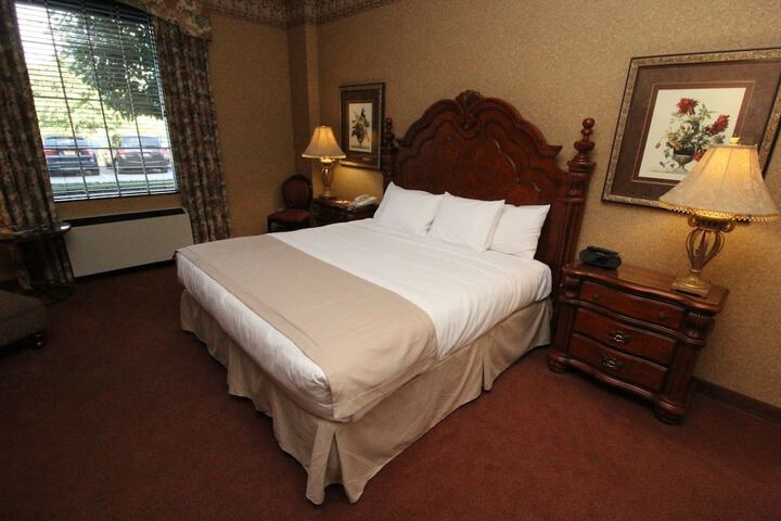 Room 16 of 47