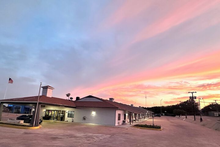 Sunset Inn
