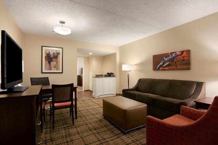 Room 16 of 31