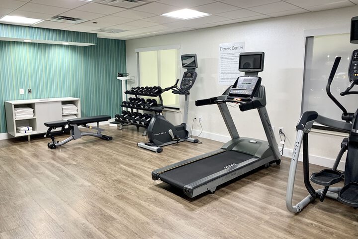 Holiday Inn Express & Suites Longview North by IHG