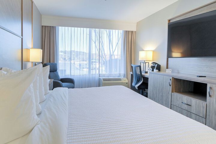 The Ramsey Hotel and Convention Center Pigeon Forge