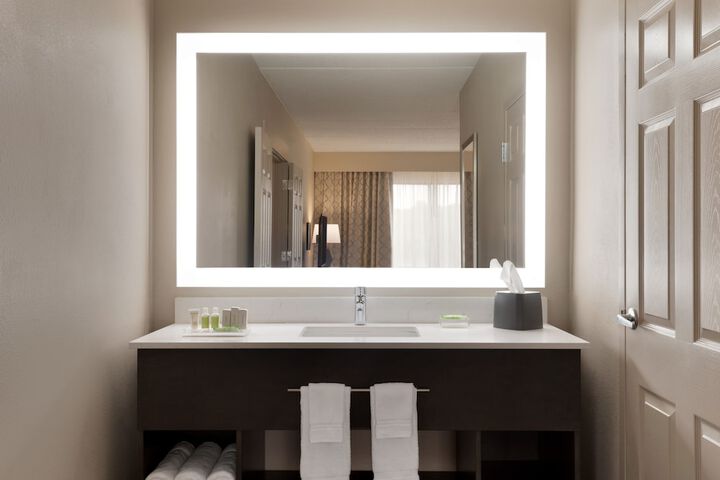 Holiday Inn Hotel & Suites Council Bluffs I-29 by IHG