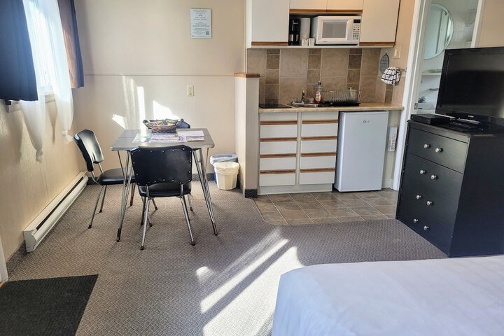 Room 44 of 83
