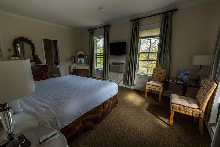 Room 13 of 63