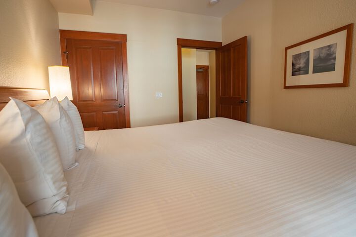 Room 212 of 238