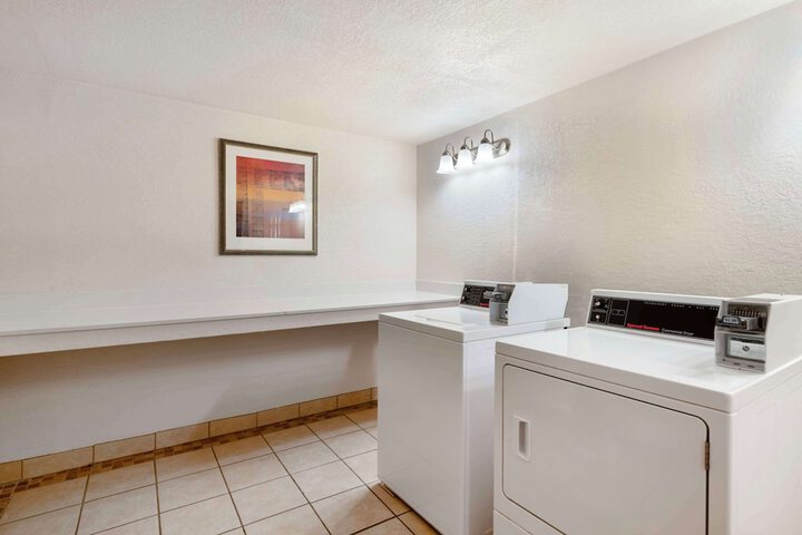 Best Western Green Bay Inn Conference Center