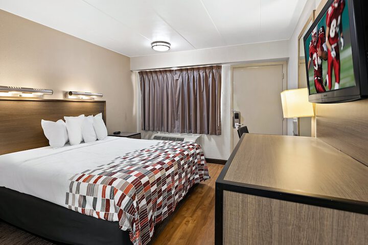 Room 35 of 41