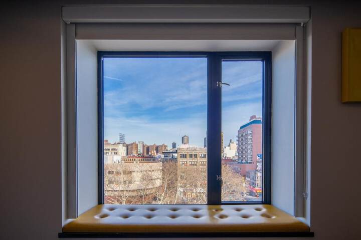 Leon Hotel LES