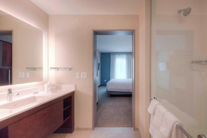 Room 60 of 87