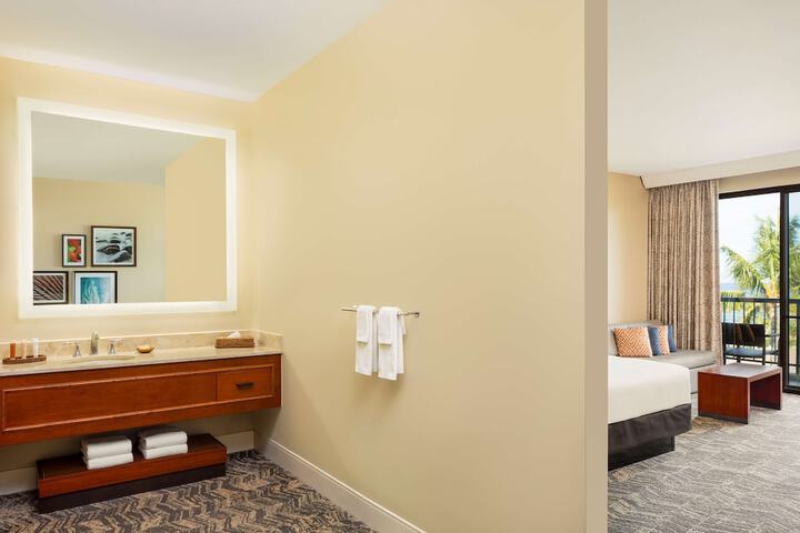 Room 160 of 405