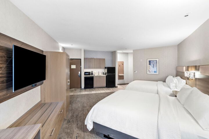 Room 19 of 42