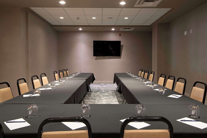 Doubletree by Hilton Hotel Kamloops