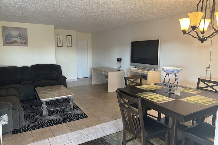 Room 16 of 36
