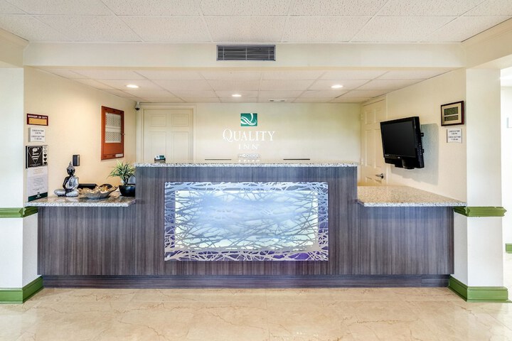Hotel Interior 14 of 40