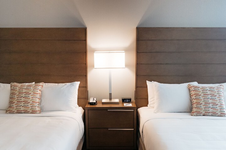 Room 50 of 144