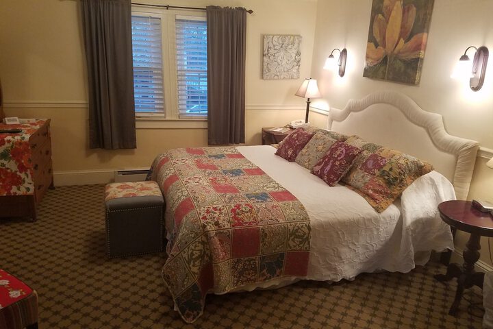 Vandiver Inn