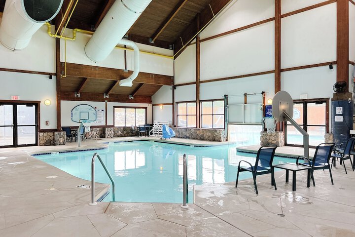 Pool 8 of 41