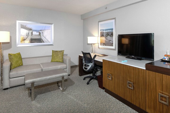 Room 44 of 72
