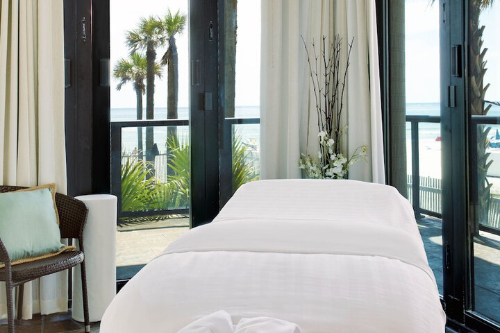 Holiday Inn Resort Panama City Beach by IHG