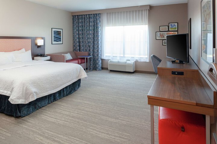 Room 9 of 30