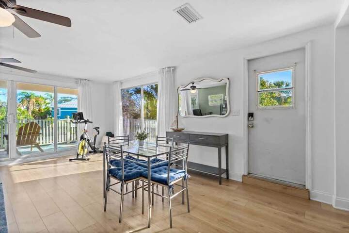 IRB Coastal Beach Homes