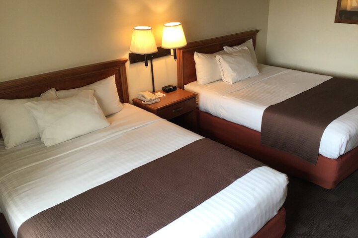 Room 11 of 29