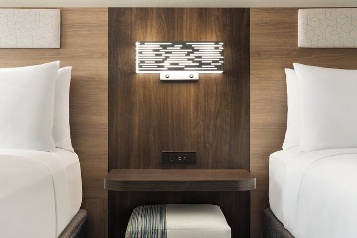 Room 8 of 44