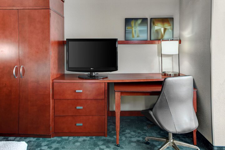 Room 14 of 29