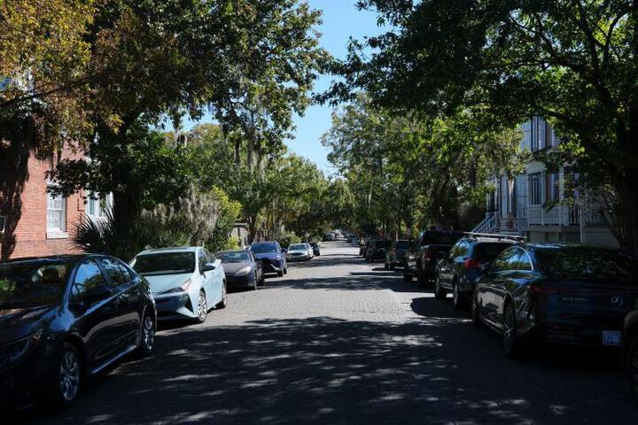 111 Waldburg street Beautifully Renovated Historic 5 bedroom 5 bath