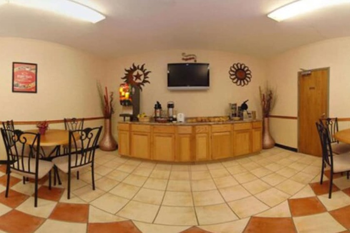 Econo Lodge Kent - Akron West