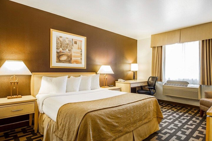 Room 34 of 50