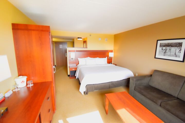 Room 34 of 55