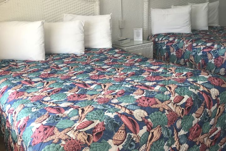 Room 28 of 40