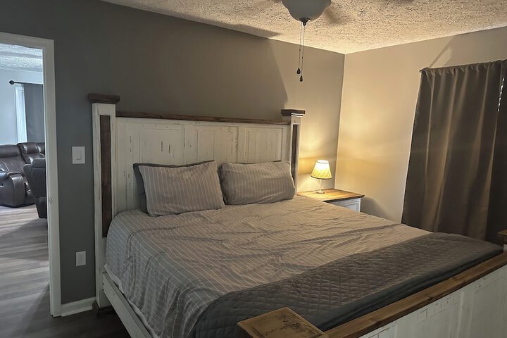 Room 30 of 49