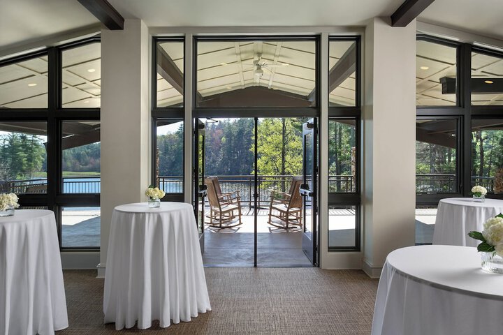 Kanuga Inn & Lodging