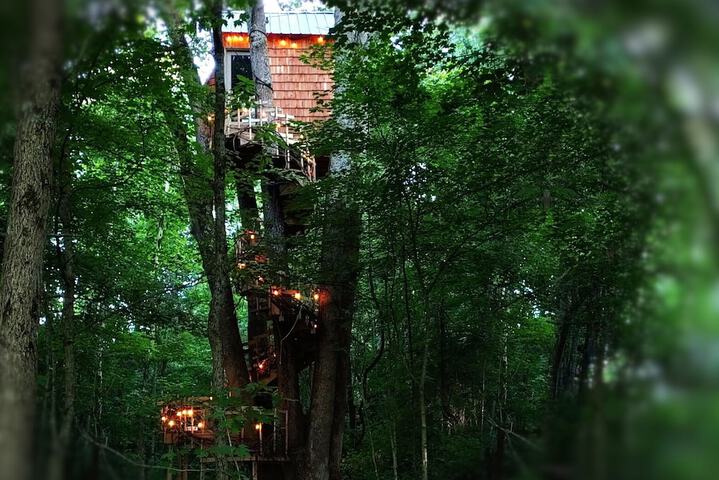 Lost River Hostel