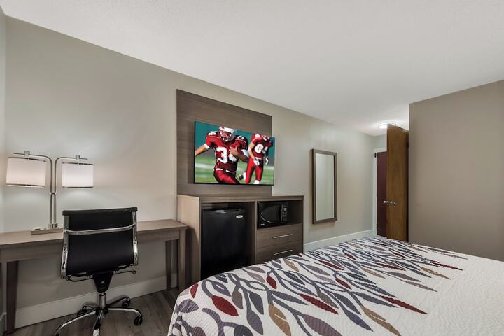 Red Roof Inn & Suites Vineland - Buena