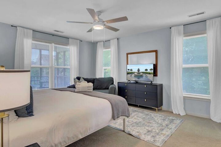 Ion by Avantstay Walk to Beach Dining, Shopping Central Location Deck